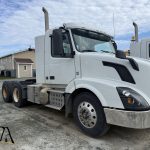 TTT-17VOLVOVNL725-102w