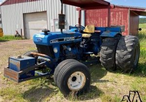MAY23-Ford-3930-Farm-Tractor